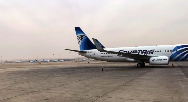 Encuentran los restos principales del avión de EgyptAir estrellado