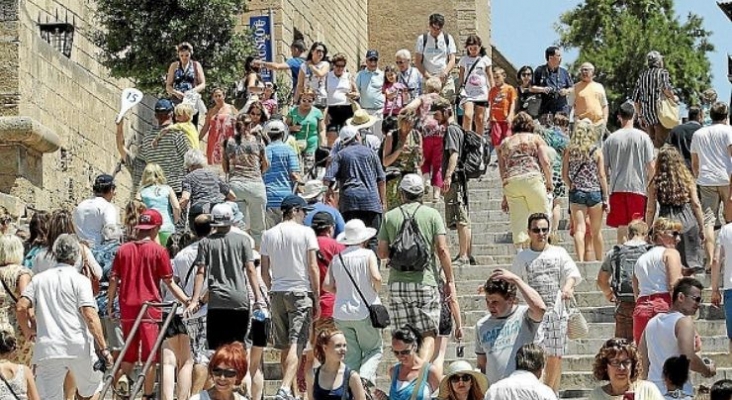 La economía de Baleares crece al ritmo del año 2000 impulsada por el turismo La economía de Baleares crece al ritmo del año 2000 impulsada por el turismo