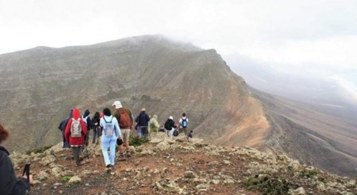 Canarias prepara su nueva normativa para las empresas turismo activo Canarias prepara su nueva normativa para las empresas turismo activo