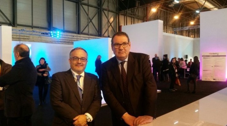 Joan Molas con Ignacio Moll, director de Tourinews Joan Molas con Ignacio Moll, director de Tourinews