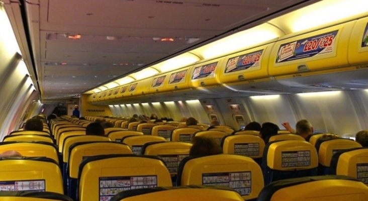 Cabina de pasajeros de Ryanair