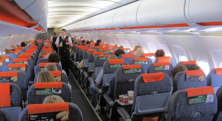 easyJet permitirá a sus clientes Standard llevar un cabina