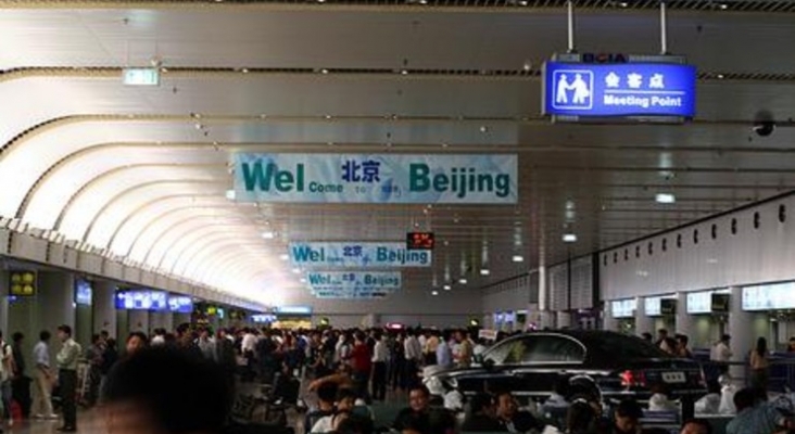 China toma las huellas dactilares a todos los turistas