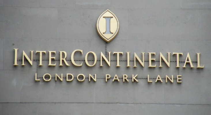 Caen los beneficios de Intercontinental Hotels Group