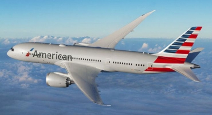 American Airlines pone al total de su flota de 850 aviones en vuelo