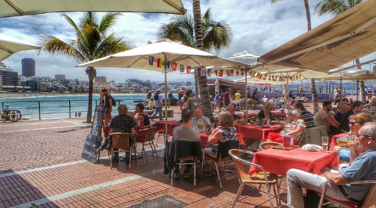 España supera los 85 millones de turistas internacionales y bate su récord histórico
