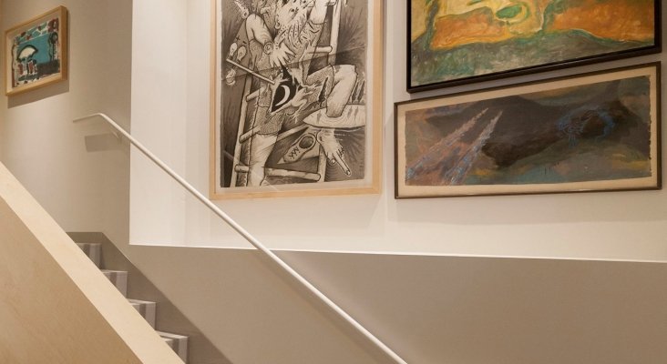 Exposición 'Arte en la escalera'