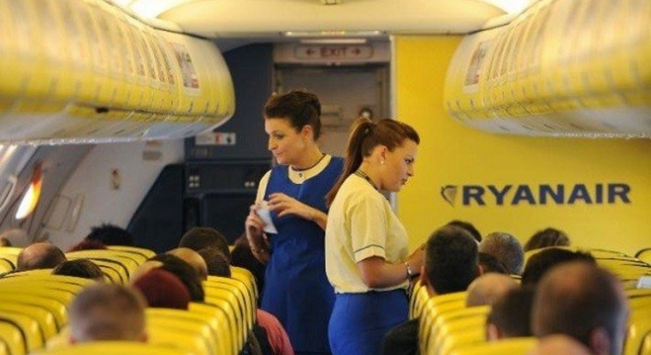 Ryanair selecciona tripulantes de cabina en España
