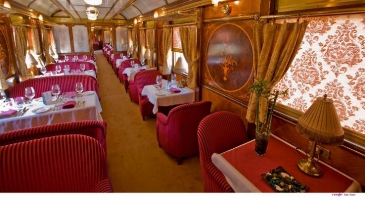 Fotografía del interior del tren turístico de lujo Al Andalus | Renfe