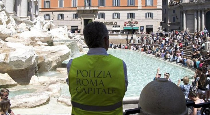 Multas de hasta 240 euros por hacer mal uso de las fuentes en Roma