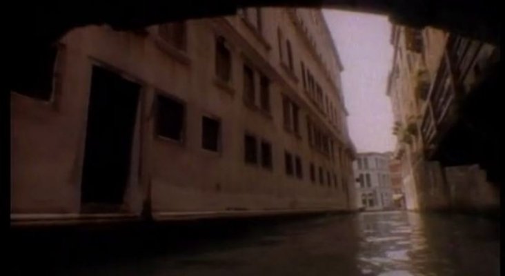 Venecia en Like a Virgin de Madonna