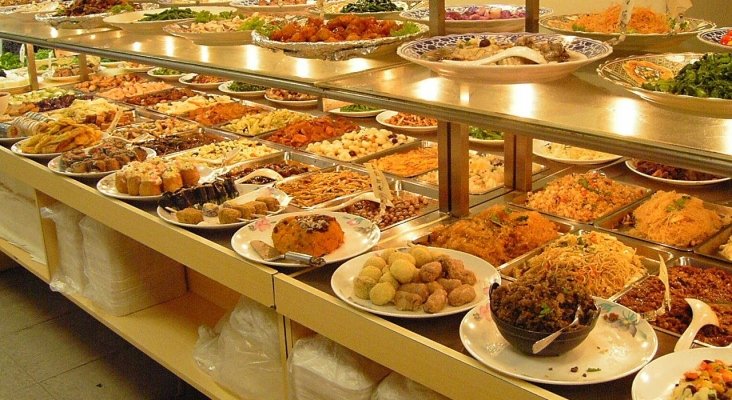 Buffet en un hotel, reclamaciones falsas