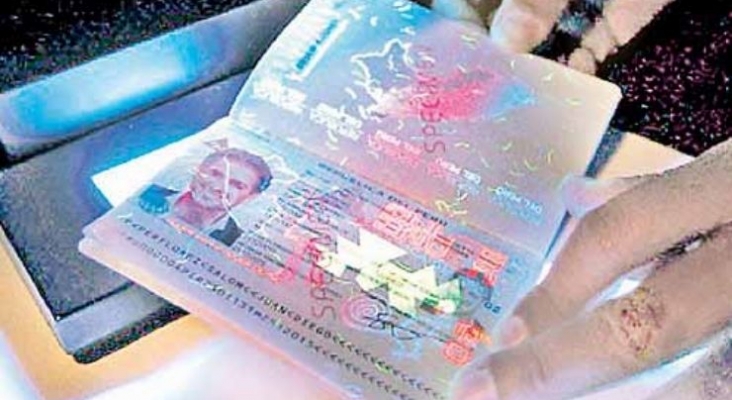 EEUU exige a los turistas un pasaporte electrónico para poder visitar el país