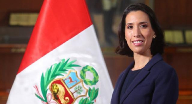 Claudia Cornejo Mohme, ministra de Turismo de Perú