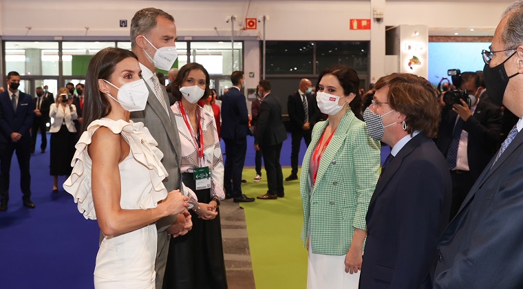 Los Reyes inauguran un FITUR vital para la recuperación del Turismo