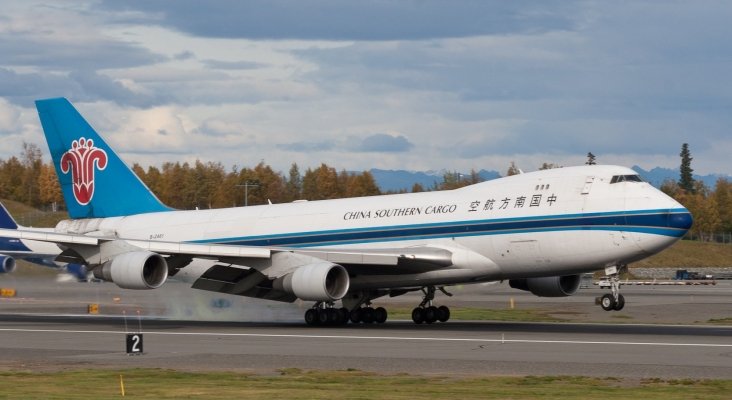 Las monedas de la suerte hacen que un vuelo se retrase más de cinco horas