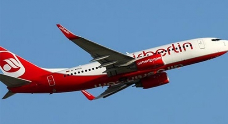 El CEO de Air Berlin declara que la fusión con Etihad y TUI es arriesgada El CEO de Air Berlin declara que la fusión con Etihad y TUI es arriesgada