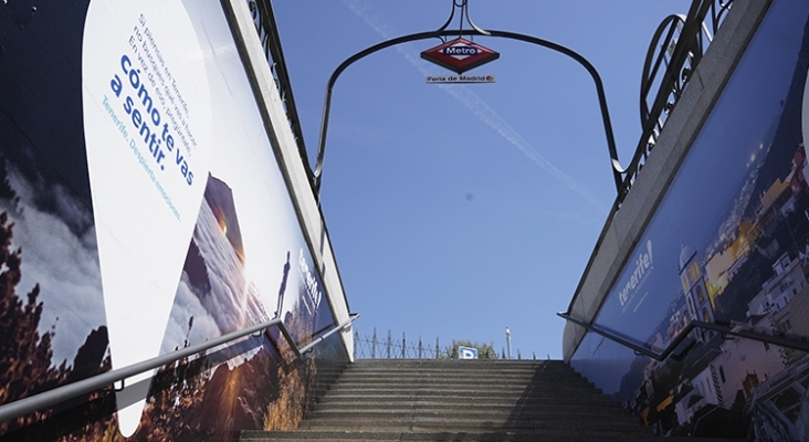 Salida de estación de metro en Madrid