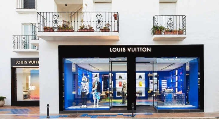 Louis Vuitton se suma a la recuperación turística: abrirá tiendas temporales en destinos españoles | Foto: Louis Vuitton Puerto Banús