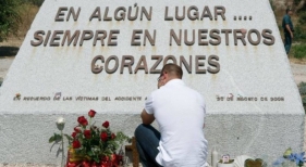 Monumento recordatorio a las víctimas del JK5022