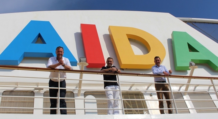 Alexander Ewig, vicepresidente sénior de Marketing y Ventas directas Comercio Electrónico de AIDA Cruises, Thomas Bösl, director gerente de RTK, y Uwe Mohr, vicepresidente de Ventas de la naviera