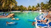 Piscina en un hotel Sandals