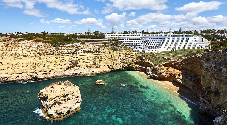El fondo Azora ha invertido 148 millones en la adquisición de dos hoteles en el Algarve (Portugal) El fondo Azora ha invertido 148 millones en la adquisición de dos hoteles en el Algarve (Portugal)