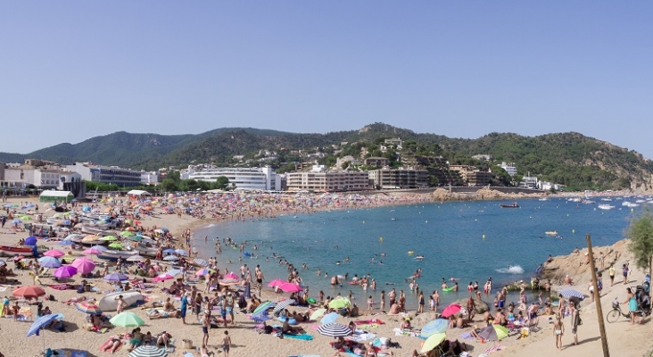 La recuperación turística del verano llega de forma desigual a los diferentes destinos españoles | Foto: Edgardo W. Olivera (CC BY 2.0)