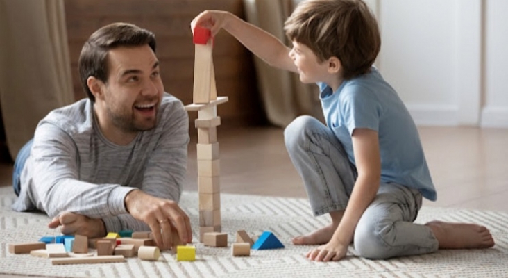 El auténtico liderazgo es aquel que emplean los padres con sus hijos