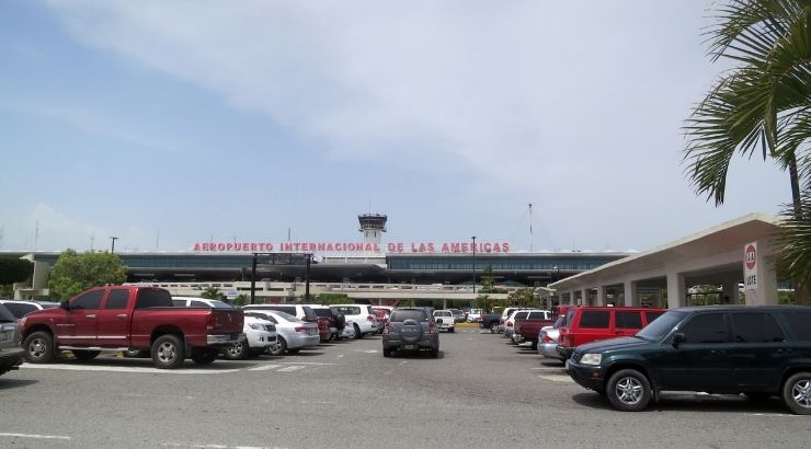 El Aeropuerto Internacional de Las AméricasJosé Francisco Peña Gómez (AILA). Foto de Wikimedia Commons (CC BY 2.0).
