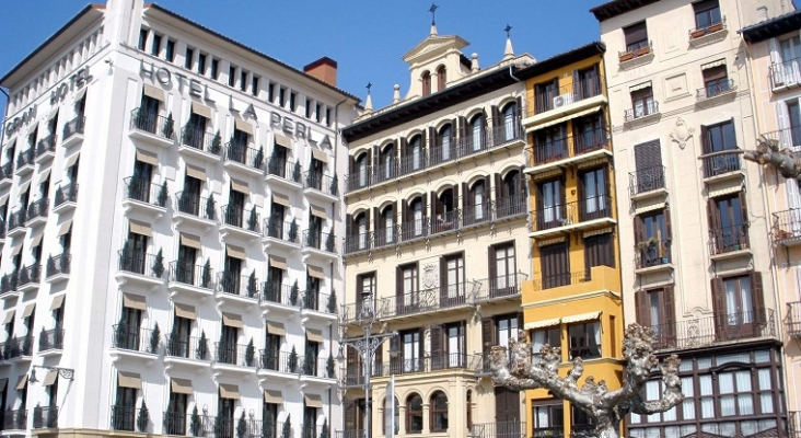 Los hoteles de Pamplona, prácticamente llenos durante estos días | Foto: Zarateman