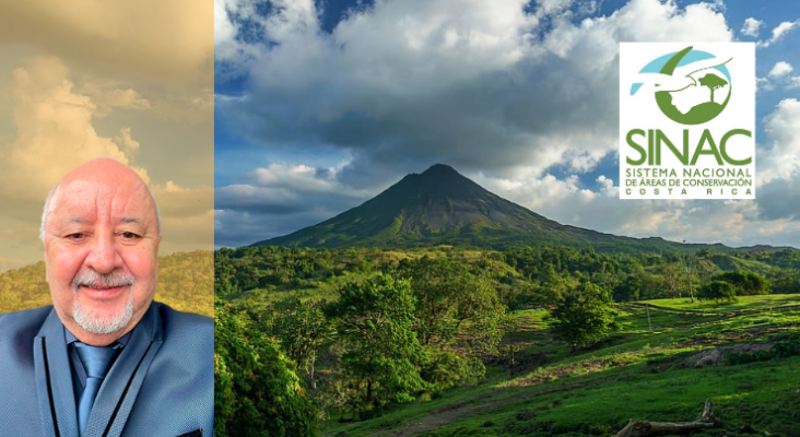 “El Volcán Arenal (Costa Rica) es una de las zonas turísticas más desarrolladas del país”. Logo oficial de SINAC