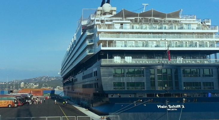Crucero en el Puerto de Palamós, Girona. Foto Ports de la Generalitat