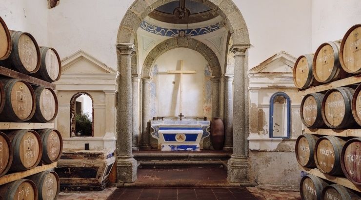 Interior de bodega de Fitapreta | Foto Arturo Crosby