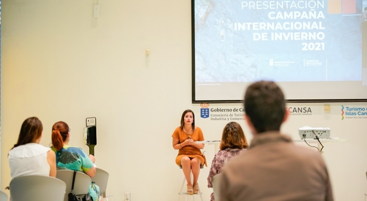 La consejera del Gobierno de Canarias, Yaiza Castilla, en la presentación de la campaña