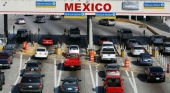 Estados Unidos reabrirá las fronteras terrestres con México y Canadá para turistas vacunados. Foto de dospuntosrevista.com