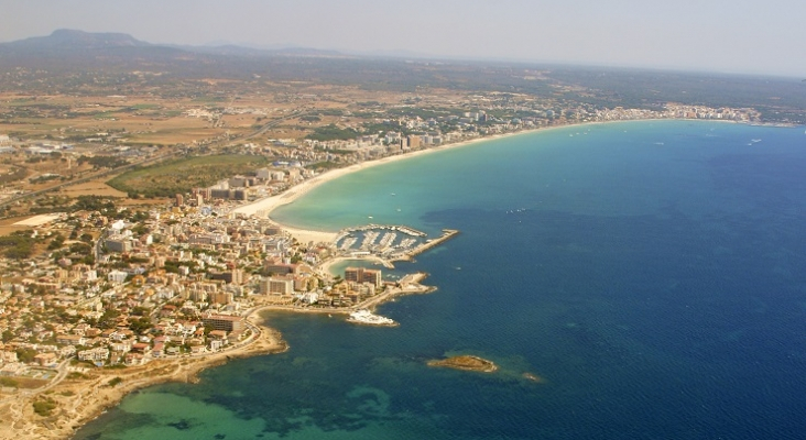 Vista aérea de la Playa de Palma (Mallorca) | Foto: Wikimedia Commons