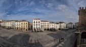 Vista de la Plaza Mayor de Cáceres, uno de los escenarios del rodaje | Foto: Javier Enjuto