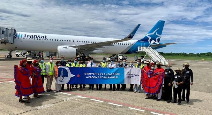  Air Transat recupera la ruta entre el Aeropuerto Internacional de Montreal (Canadá) con el Aeropuerto Internacional de Puerto Plata (República Dominicana).
