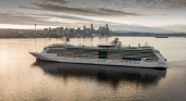El barco Serenade of the Seas de la compañía de cruceros Royal Caribbean a su paso por Seattle (Estados Unidos)
