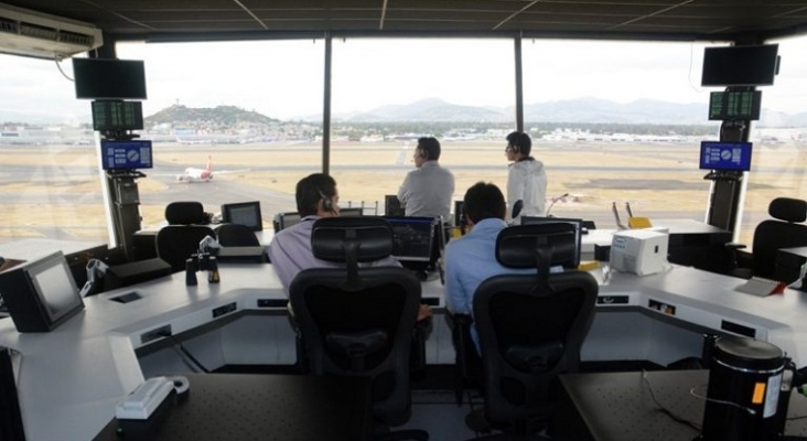 Sala de control de un aeropuerto | Foto: Twitter (@Enel_Aire)