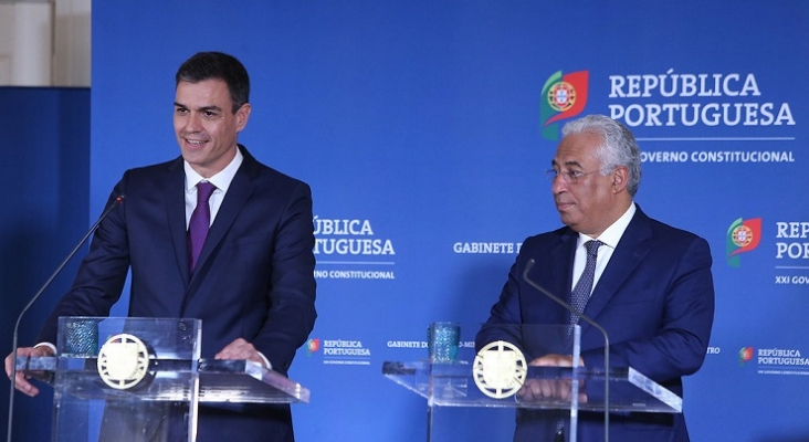 El presidente de España, Pedro Sánchez (izda.), y el primer ministro de Portugal, António Costa (dcha.) | Foto: La Moncloa