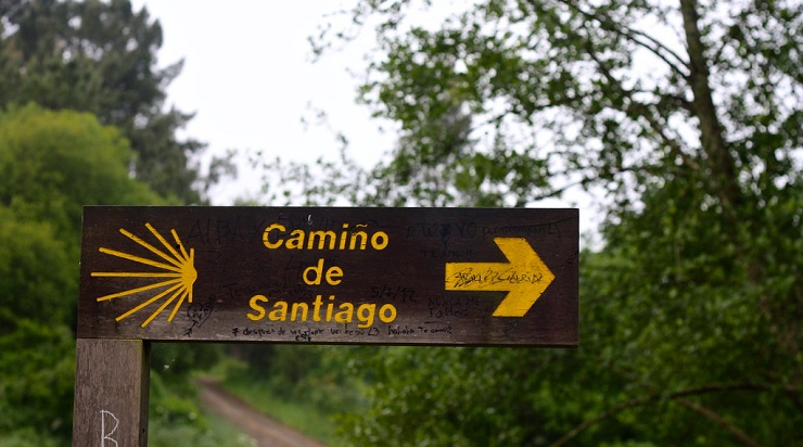 Cartel en el Camino de Santiago | Foto: Flickr (CC BY-NC-ND 2.0)