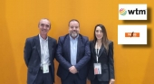 A la izquierda, Pablo Gutiérrez, director Comercial de Europa y MEAPAC en NexusTours; a la derecha, Nadia Galvan, senior corporate director Distribution de NexusTours