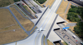 El consorcio alemán Fraport que gestiona los aeropuertos regionales en Grecia promete 20.000 empleos