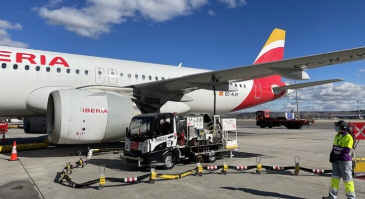 Iberia completa el primer vuelo con biocombustible producido con residuos