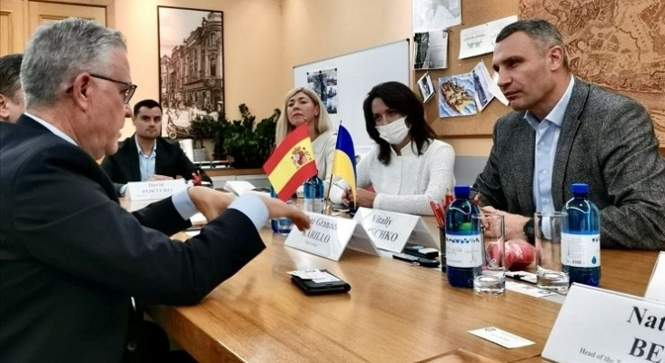 Salou (Tarragona) abre relaciones institucionales con Ucrania