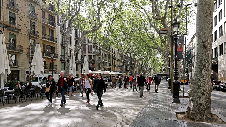 El conflicto en Ucrania amenaza la llegada de turistas estadounidenses a Barcelona. | Foto: El Economista