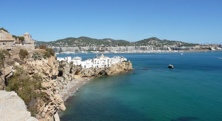 Vista de la costa de Ibiza (Islas Baleares) | Foto: Pixabay