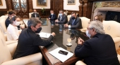 Firma del acuerdo entre el Gobierno y empresarios argentinos para mantener los precios turísticos